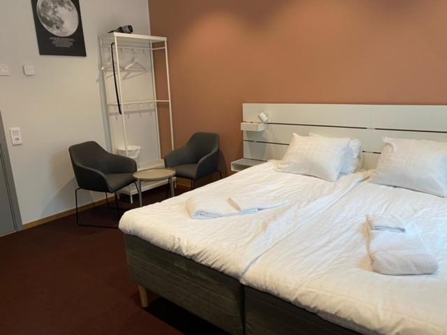 Ahlgrens Hotell Bed & Breakfast เยฟเลอ ภายนอก รูปภาพ